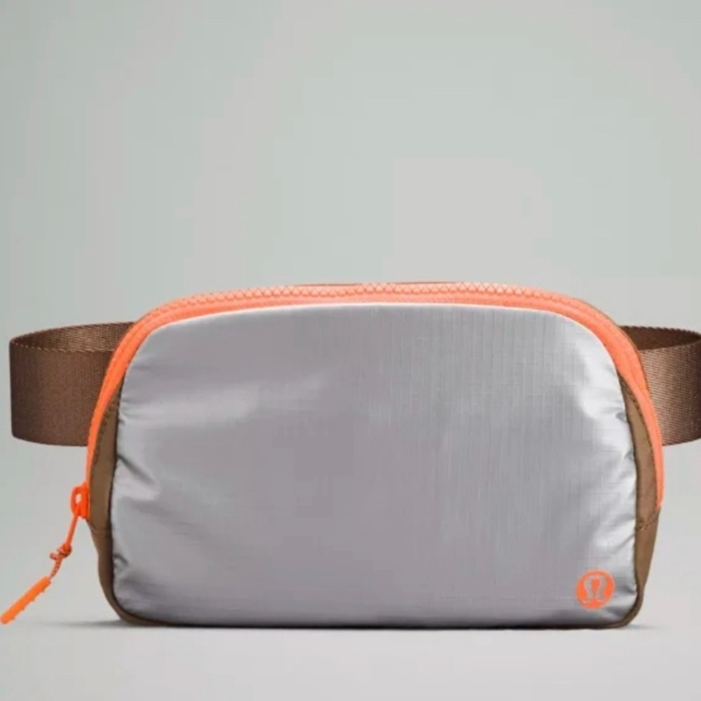 Rare. Lululemon. Belt bag.
